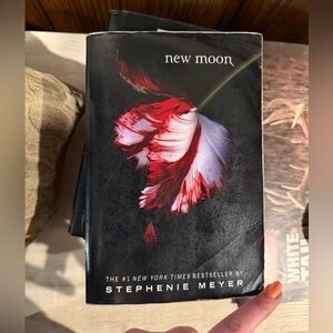 New Moon Twilight Saga Book